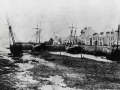 2-Sailing-vessels-at-low-tide-pre-1914.jpg