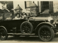 1-two-young-women-in-car-1920s.jpg